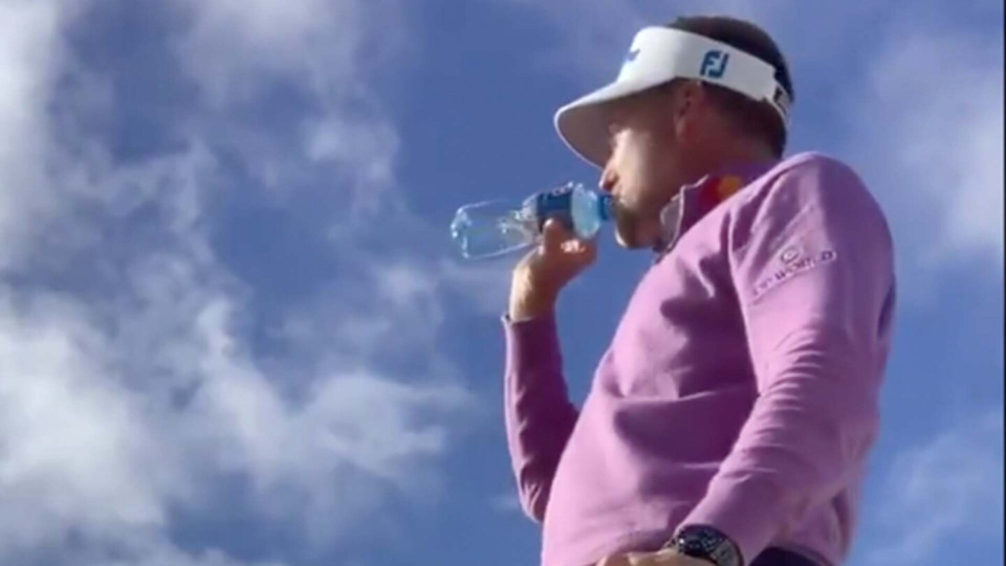 poulter_1920_bottlekick.jpg