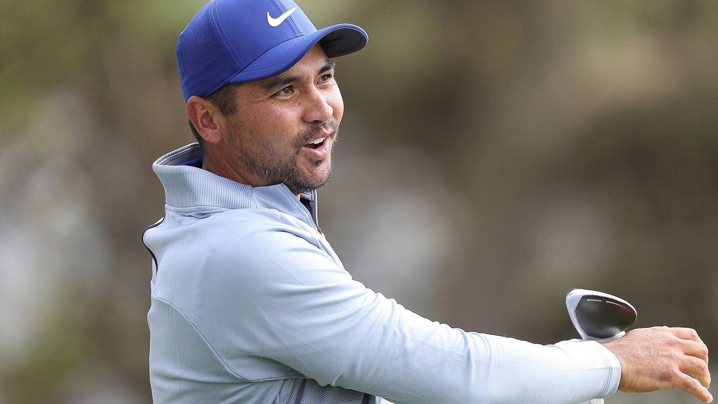 day_1920_pgachamp20_d2_teeshot_smile.jpg