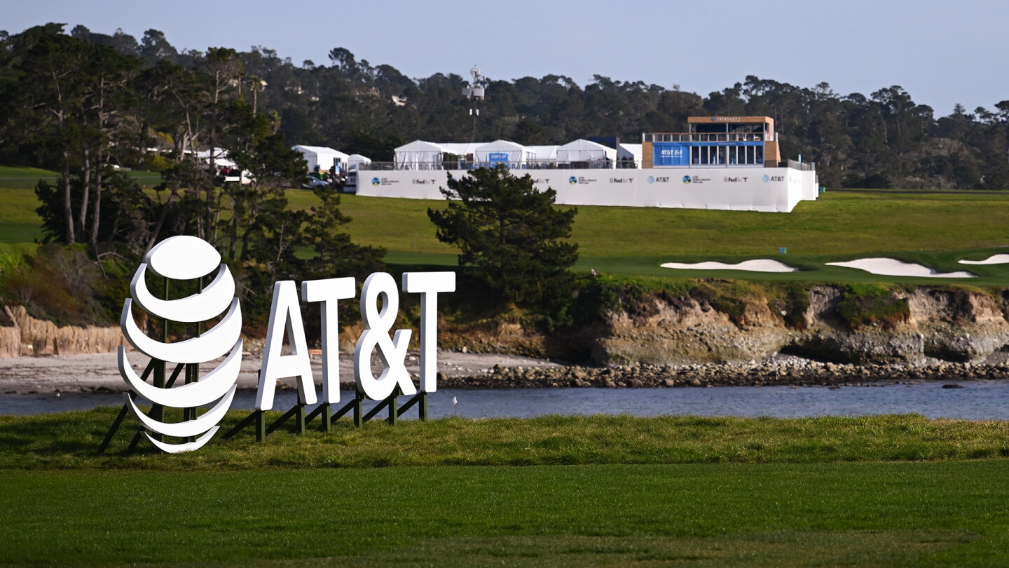ATT_1920_Pebble.jpg
