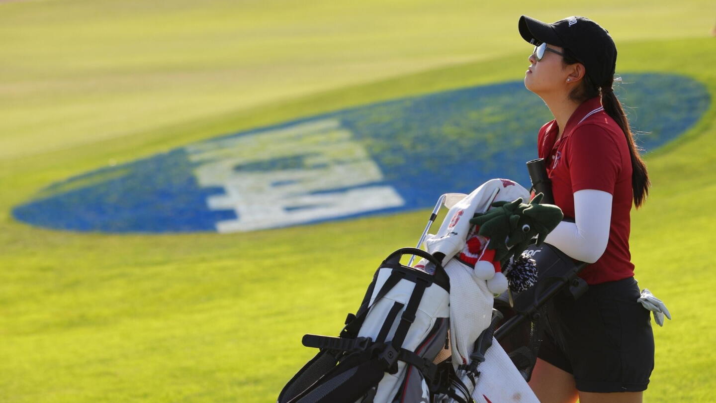 Zhang_1920_NCAAs22_candid.jpg