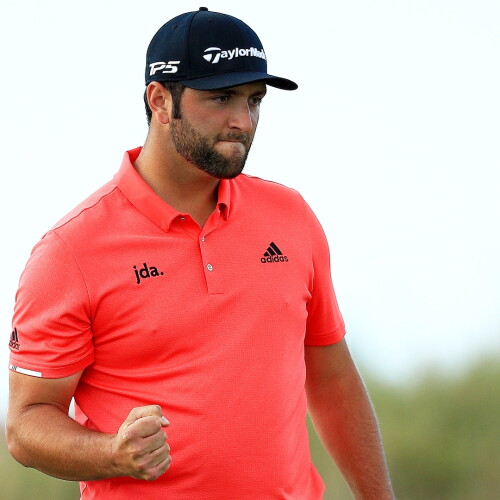 rahm_1920_hero19_d4_fistpump.jpg