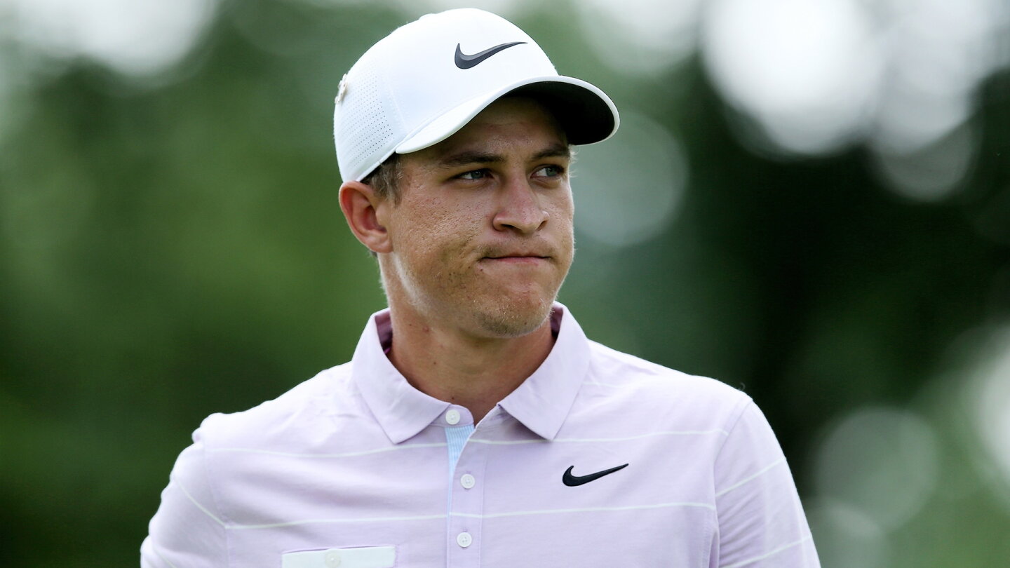 champ_1920_rmc19_d3_smirk.jpg