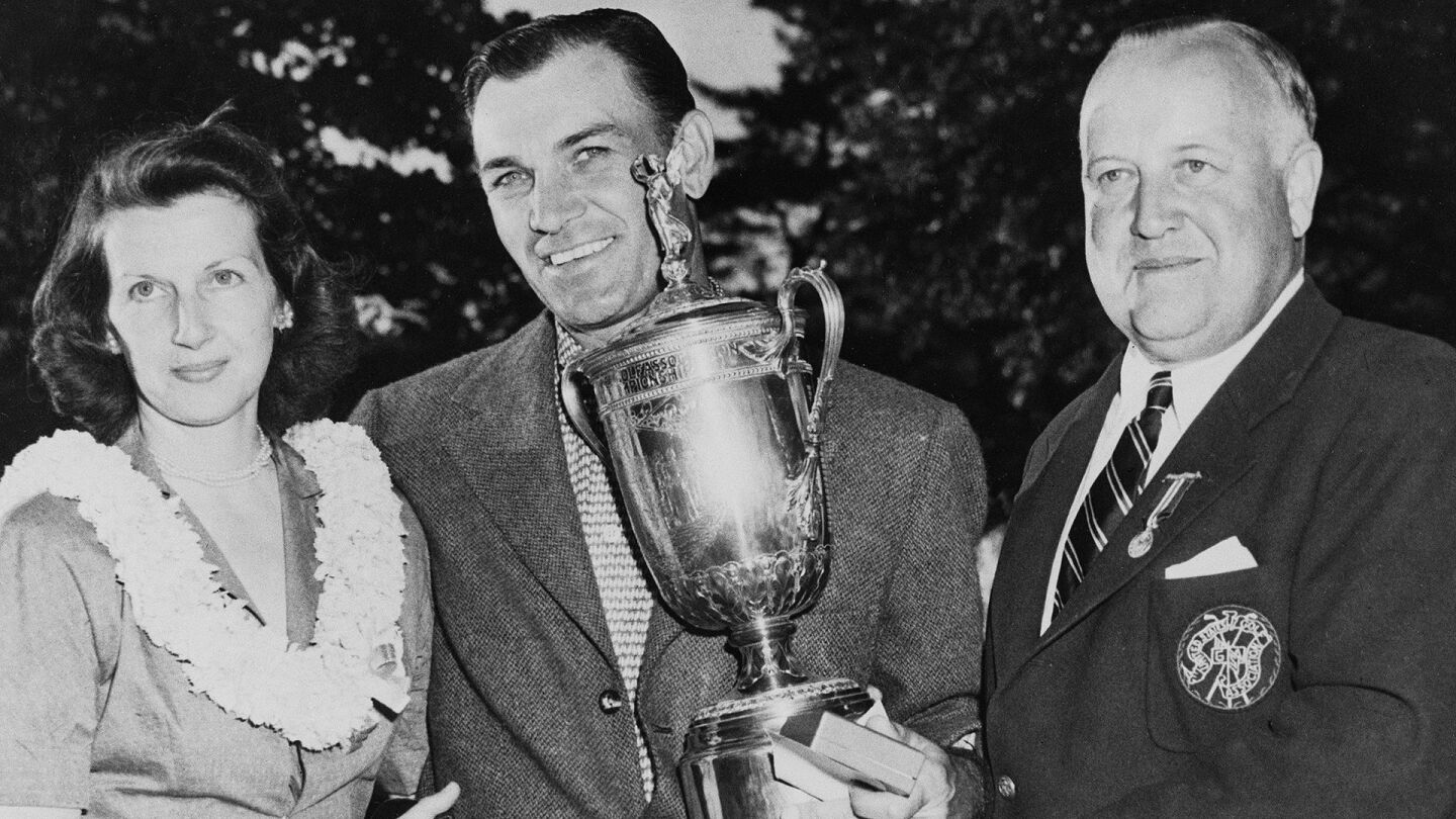 hogan_1920_usopen50_trophy.jpg
