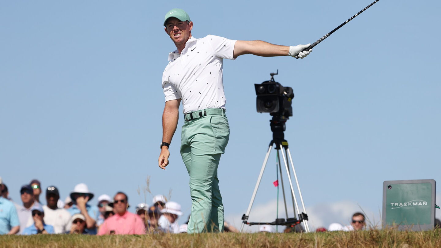 mcilroy_1920_pga21_d1_fore.jpg